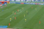 国足攻势起来了！杨泽翔传中张玉宁头球顶偏！连续压制澳大利亚！